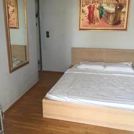 Guest house Nana *